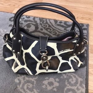 Dooney & Bourke purse